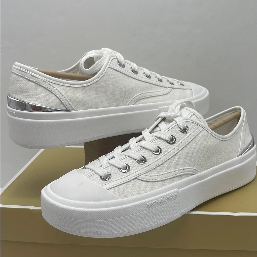 Michael KORS JUDE LACE UP
SMALL WEAVE CANVAS
43S5JUFS2D Sneakers - Picture 9 of 16